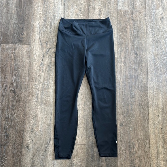 Nike Dri Fit athletic leggings. Women’s size medium. Black. Great condition! - Picture 1 of 9